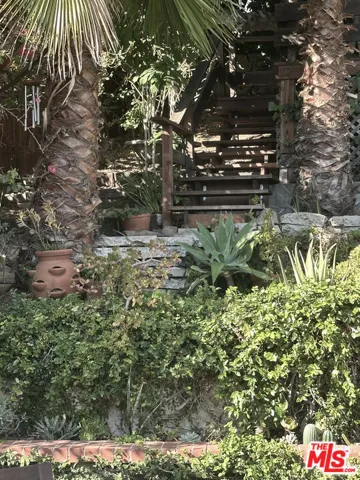 3940 Prospect Avenue, Los Angeles, California 90027