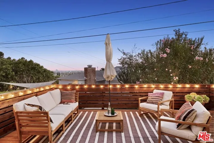 3940 Prospect Avenue, Los Angeles, California 90027