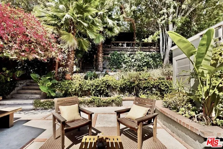 3940 Prospect Avenue, Los Angeles, California 90027