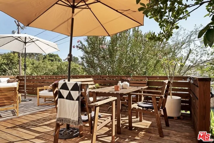 3940 Prospect Avenue, Los Angeles, California 90027