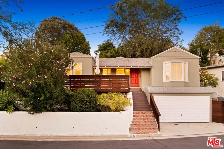 3940 Prospect Avenue, Los Angeles, California 90027