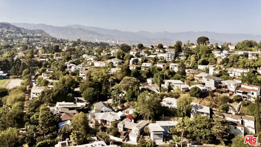 3940 Prospect Avenue, Los Angeles, California 90027