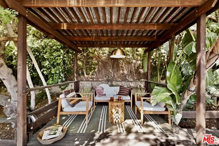 3940 Prospect Avenue, Los Angeles, California 90027