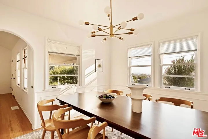 3940 Prospect Avenue, Los Angeles, California 90027
