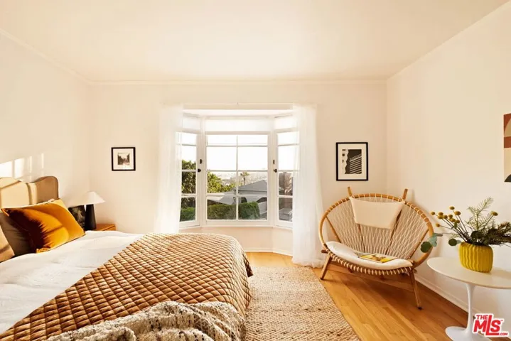 3940 Prospect Avenue, Los Angeles, California 90027