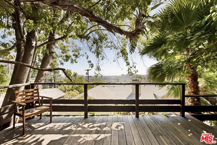 3940 Prospect Avenue, Los Angeles, California 90027