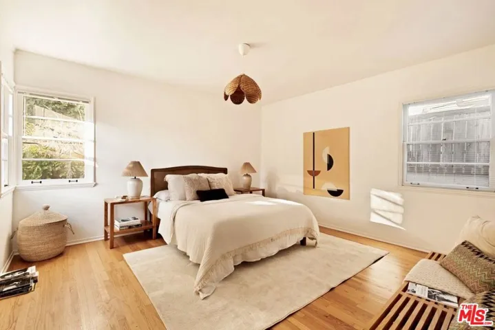 3940 Prospect Avenue, Los Angeles, California 90027