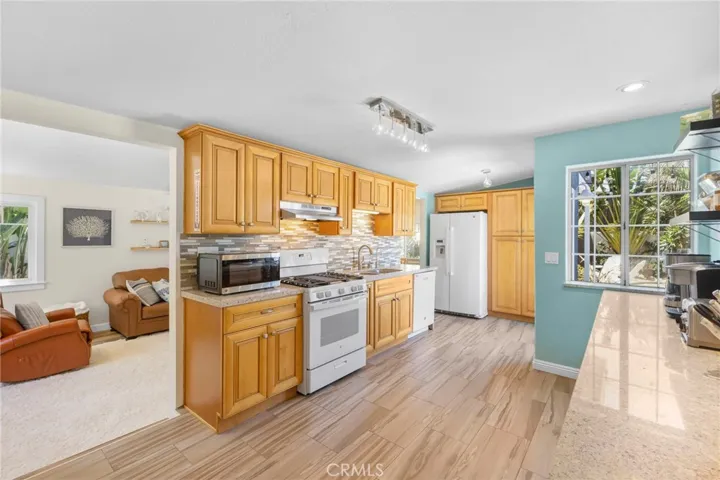 142 E Glaucus St, Encinitas, California 92024