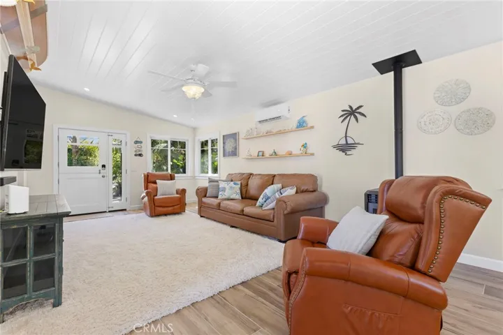 142 E Glaucus St, Encinitas, California 92024