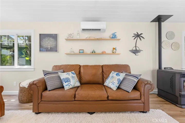 142 E Glaucus St, Encinitas, California 92024