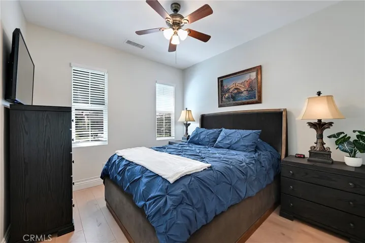 Guest bedroom