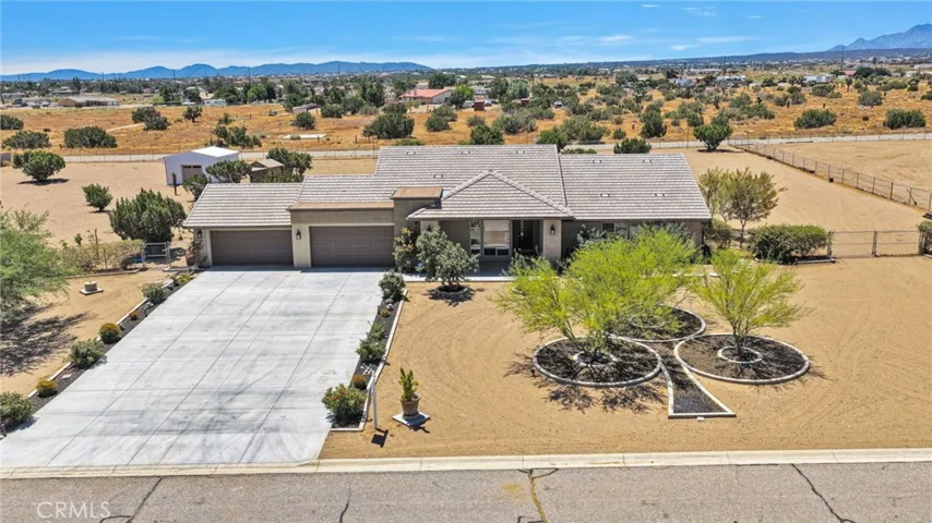 9879 Silver Palm Drive, Oak Hills, California 92344