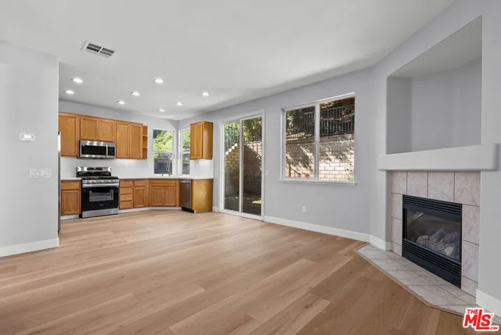 30311 Ashfield Court, Castaic, California 91384