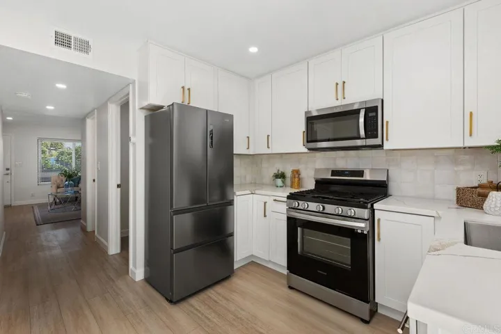 2525 Jefferson Street B, Carlsbad, California 92008