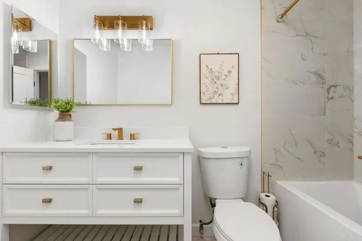 2525 Jefferson Street B, Carlsbad, California 92008
