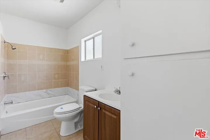 4133 Bemis Street, Los Angeles, California 90039