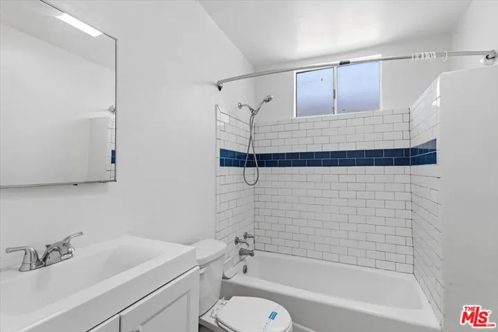 4133 Bemis Street, Los Angeles, California 90039