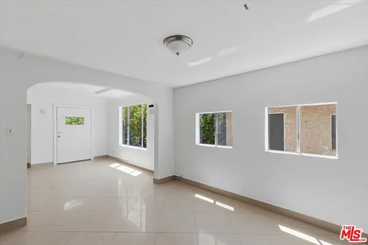 4133 Bemis Street, Los Angeles, California 90039