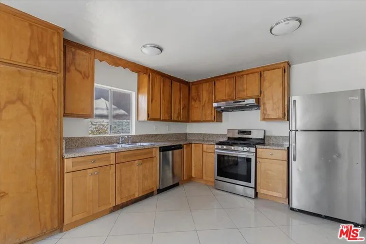 4133 Bemis Street, Los Angeles, California 90039