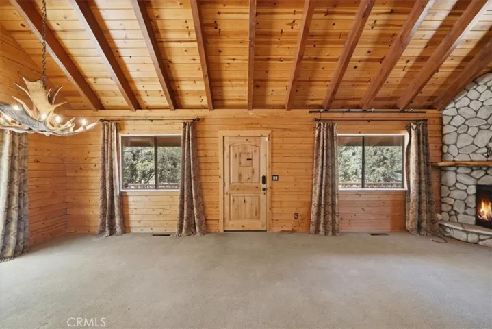 High Vaulted pine beams and ceilings