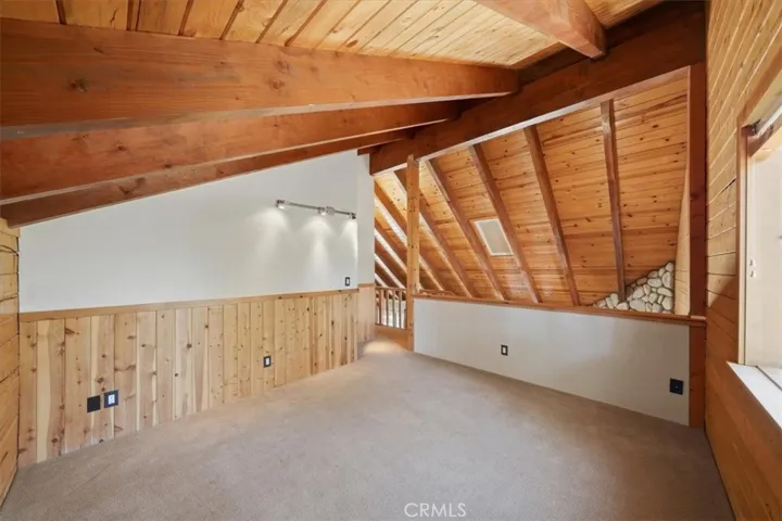 Loft room could be a 3rd bedroom