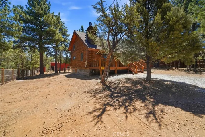 355 Dixie Lee, Sugarloaf, California 92386