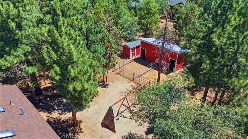 355 Dixie Lee, Sugarloaf, California 92386