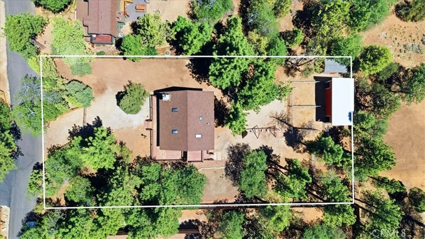 355 Dixie Lee, Sugarloaf, California 92386