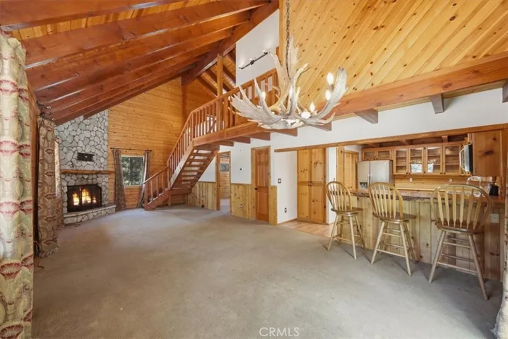 355 Dixie Lee, Sugarloaf, California 92386