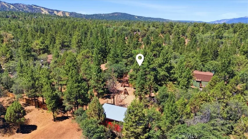355 Dixie Lee, Sugarloaf, California 92386