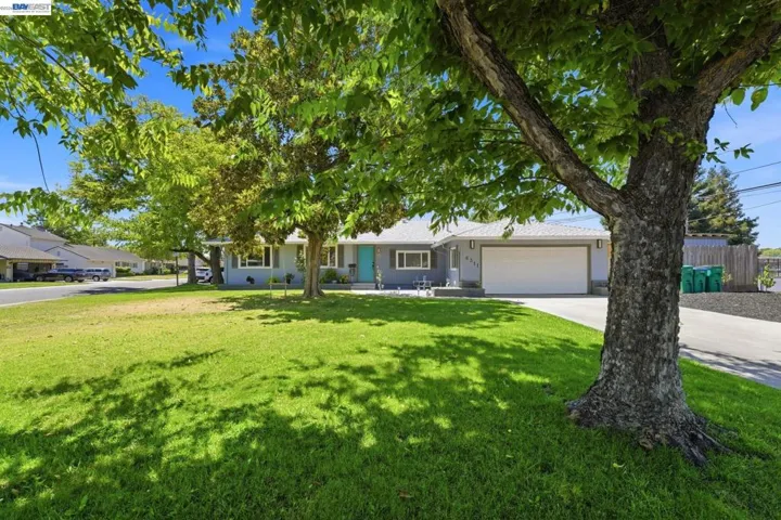 6311 Belmont Pl, Stockton, California 95207
