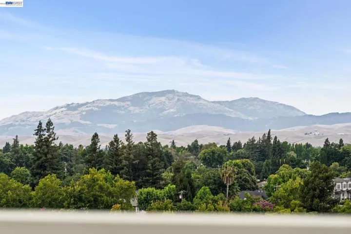 5075 Monaco Dr, Pleasanton, California 94566