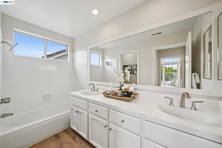 5075 Monaco Dr, Pleasanton, California 94566