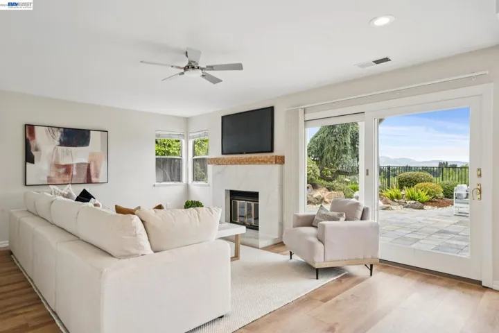 5075 Monaco Dr, Pleasanton, California 94566