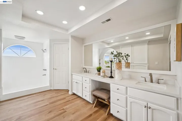 5075 Monaco Dr, Pleasanton, California 94566