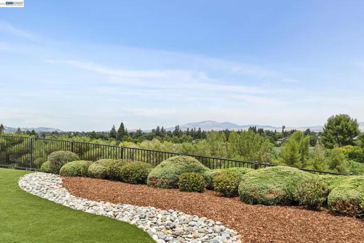 5075 Monaco Dr, Pleasanton, California 94566