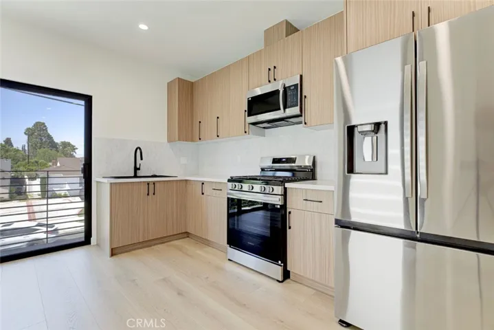 13502 Bessemer Street, Van Nuys, California 91401