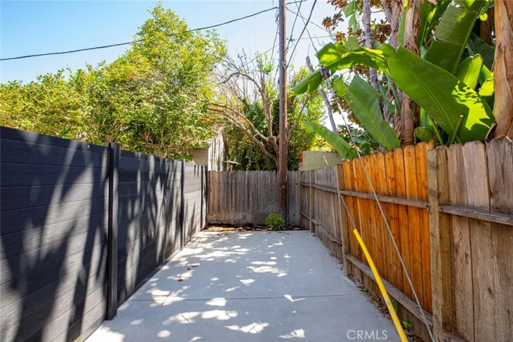 13502 Bessemer Street, Van Nuys, California 91401