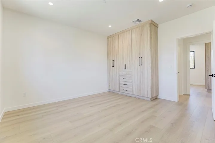 13502 Bessemer Street, Van Nuys, California 91401
