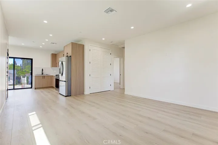 13502 Bessemer Street, Van Nuys, California 91401