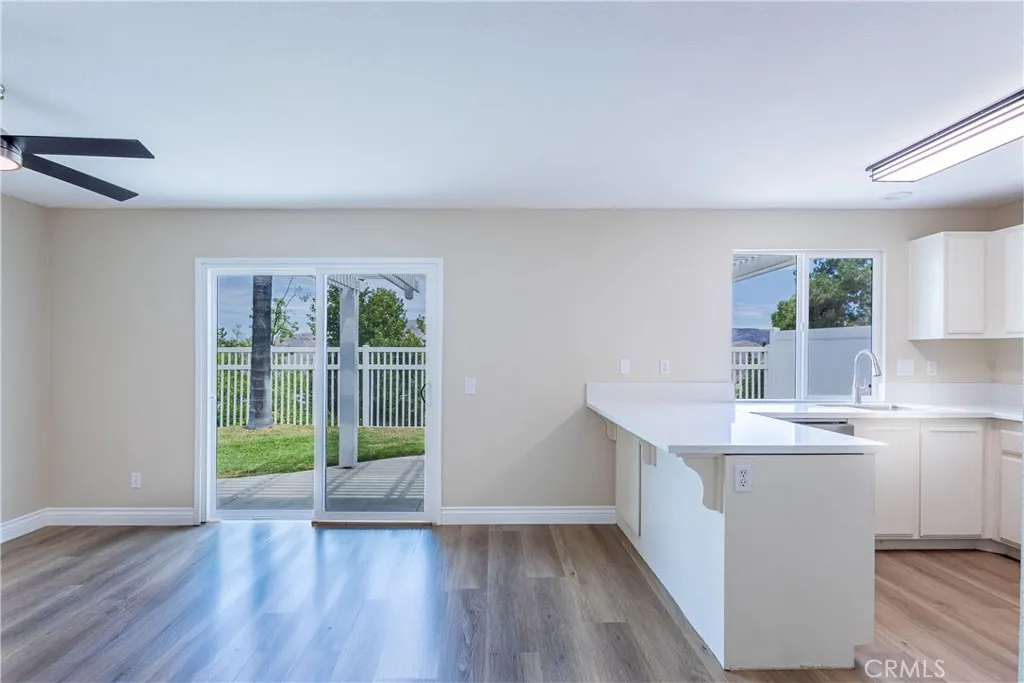 13302 Knollwood Drive, Corona, California 92883 — photo 4
