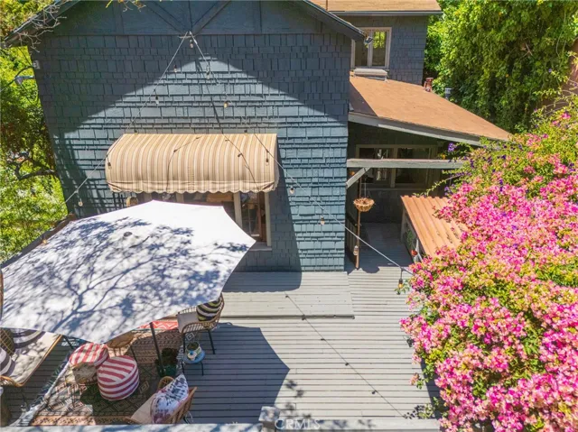 9861 Easton Drive, Los Angeles, California 90210