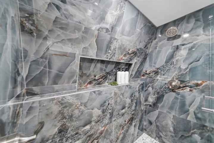 41941 Evergreen, Big Bear Lake, California 92315