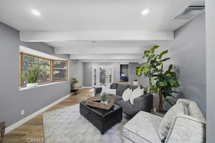 41941 Evergreen, Big Bear Lake, California 92315