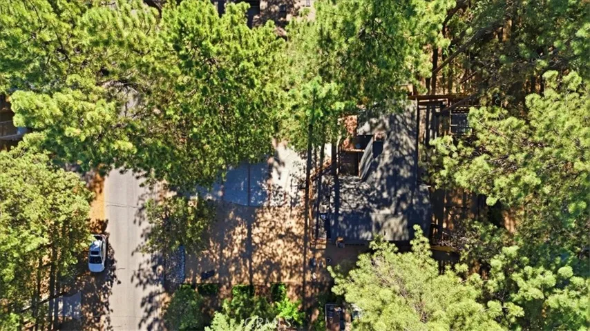 41941 Evergreen, Big Bear Lake, California 92315