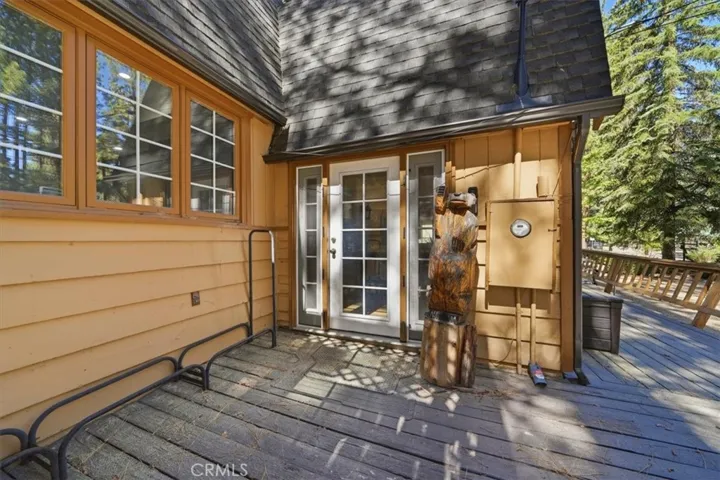 41941 Evergreen, Big Bear Lake, California 92315
