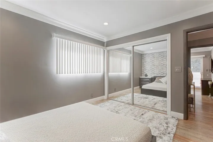 1523 Colina Drive, Glendale, California 91208