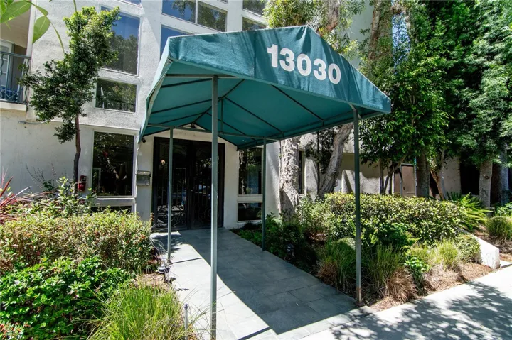 13030 Valleyheart 103, Los Angeles, California 91604