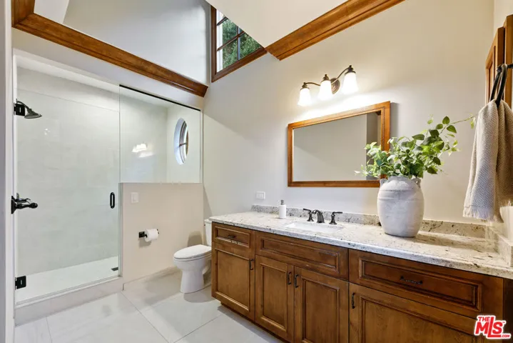 3911 Oeste Avenue, Studio City, California 91604