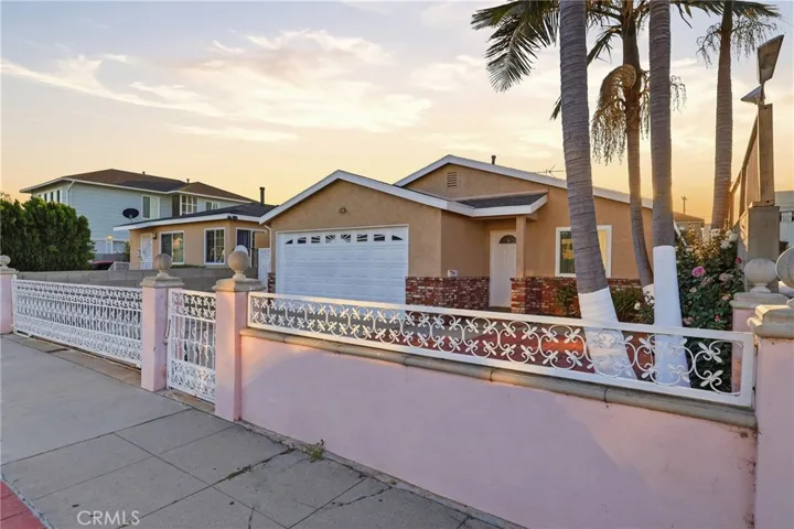 2211 Barbour Court, San Pedro, California 90731